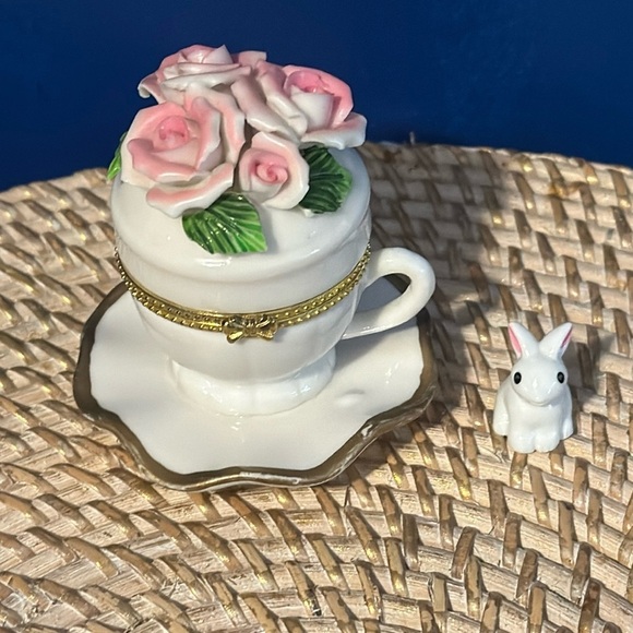 Vintage Tea Cup & Saucer Trinket Box w/ Pink Roses Butterfly & Rabbit on Inside - Picture 1 of 6